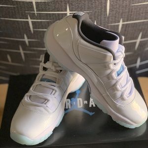 Jordan 11 Retro Low - 7Y/8.5W